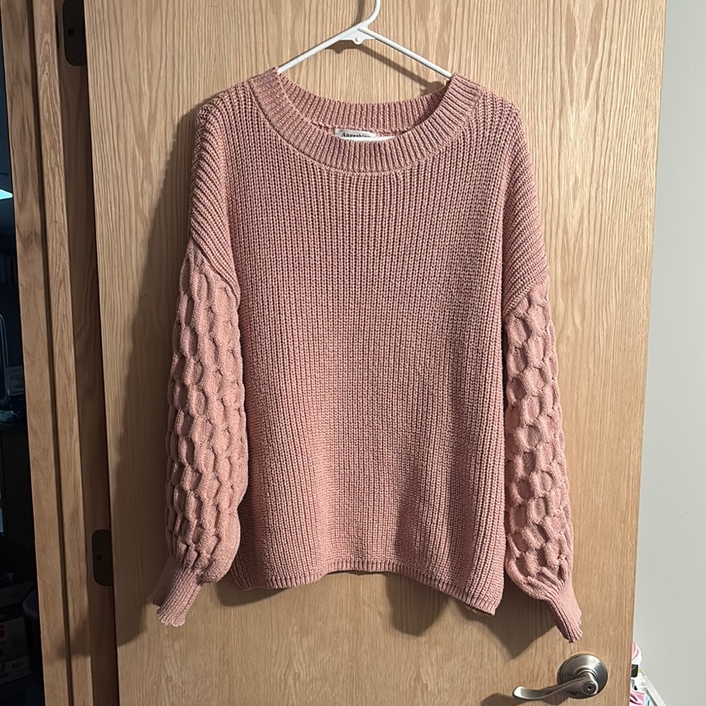 Cozy Pink & Red Crew Neck Sweaters with Cable Knit Sleeves